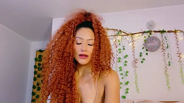 Ajua__UvaのライブXXXチャット