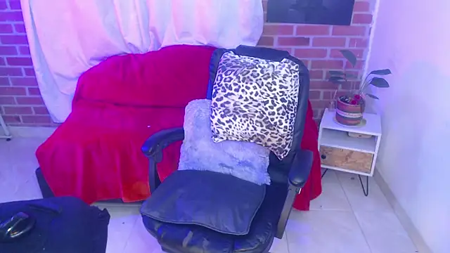 agnes_blackmoree Live XXX-Chat