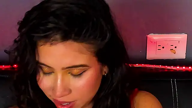 purplay_98: онлайн-секс-чат