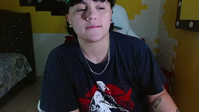 Онлайн чат XXX isabeautyx19