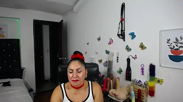 Онлайн чат XXX mature_bigboobs10