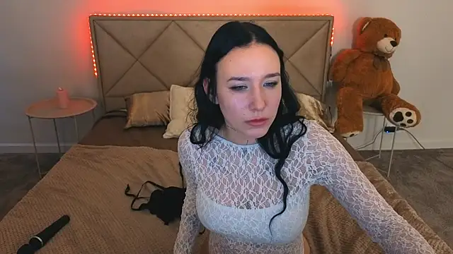 NikkiGoldSide Live XXX-chat