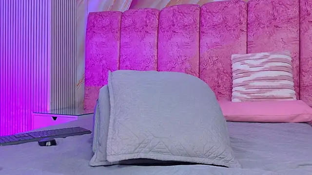 Chat XXX ao vivo de emmacurvy