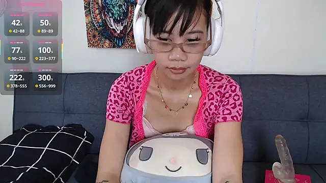 GloryKulikowski's Live XXX Chat