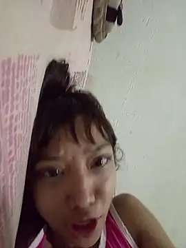 XXX chat uživo modela Kuppy14