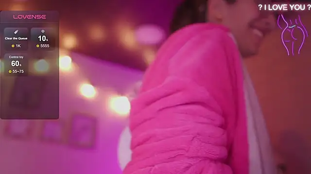 Chat +18 de milly_kenner ao vivo