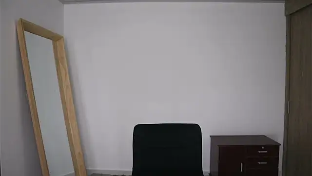 Steph_F: онлайн-секс-чат