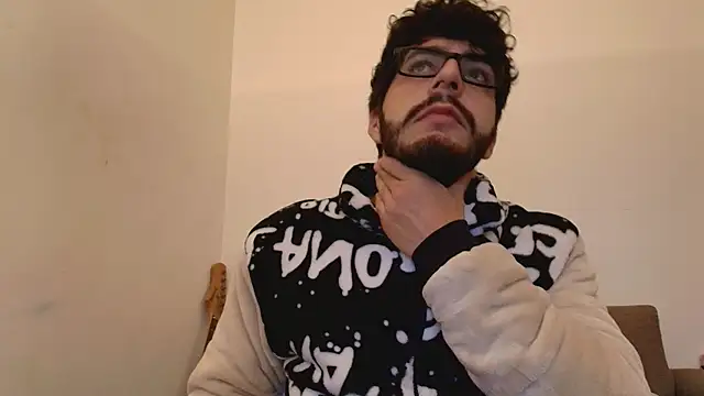 Chatroom XXX en direct de thomas_gun