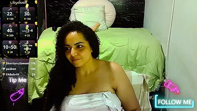 _naughty_milf's Live XXX Chat