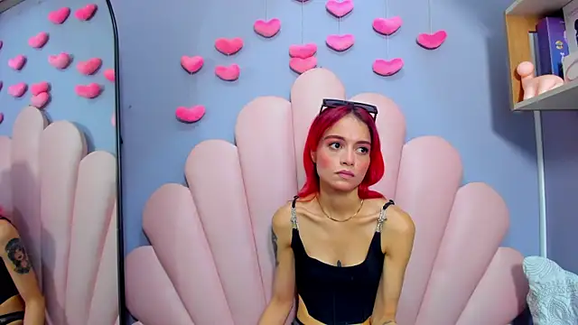 luci_miller 现场XXX聊天