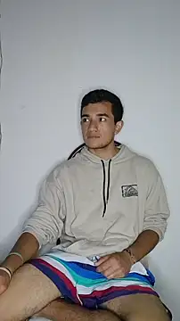 Chatroom XXX en direct de Thick_Cock