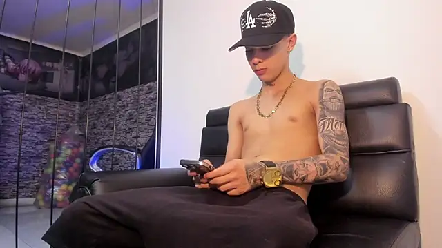 Dereck_Boy_ webkamerás műsora