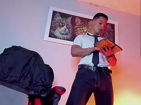 Dominus_Alpha Adlı Modelin Canlı XXX Sohbeti