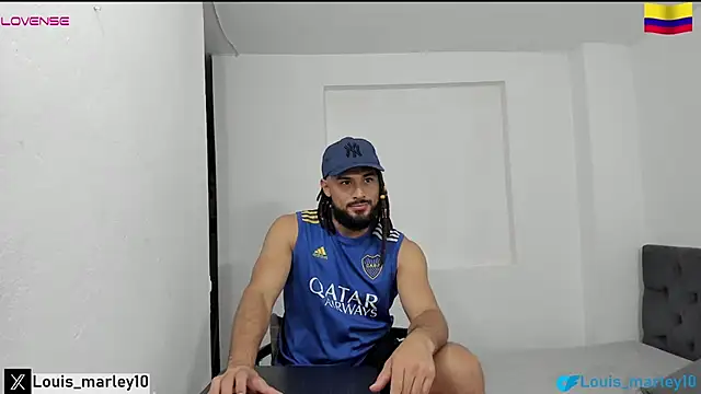Louis_marley__ Adlı Modelin Canlı XXX Sohbeti