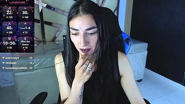 Maily_a_ Chat XXX in diretta