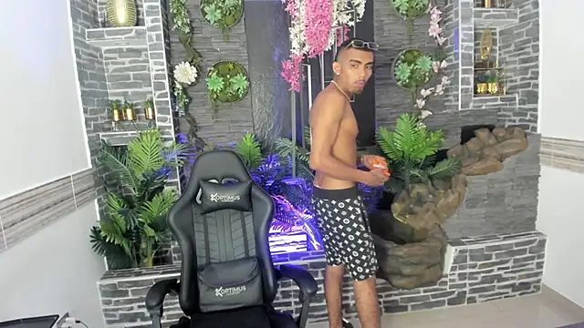 Rpoolrboy Chat XXX in diretta