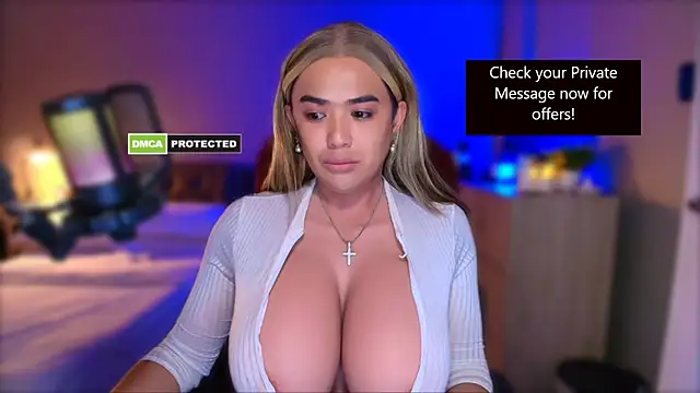 AnneHartx Adlı Modelin Web Kamerası Şovu