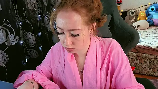 TinaBrook: онлайн-секс-чат