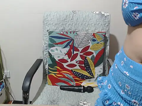 Wet_oliviaxxx: онлайн-секс-чат