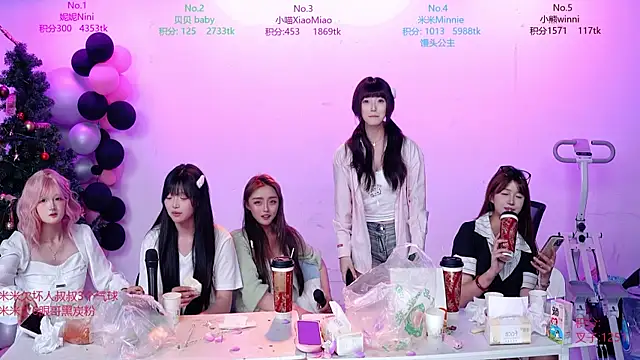 CM---002のライブXXXチャット