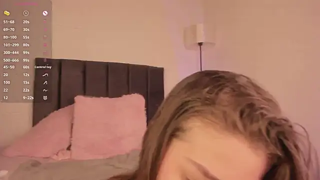 Chat +18 de LynnSam_ ao vivo