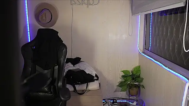 David_capizzi_ Adlı Modelin Canlı XXX Sohbeti