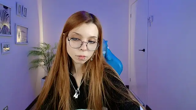 PinkAn8el: απευθείας συνομιλία ΧΧΧ