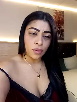 XXX chat uživo modela Lashmy111