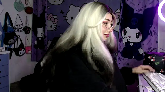 lussyevans24 라이브 XXX 채팅