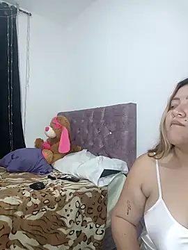 Sofia__Saenz's Live XXX Chat