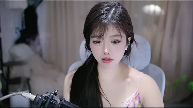 Cecily: απευθείας συνομιλία ΧΧΧ