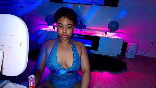 แชท XXX สดของ BriannaBrave