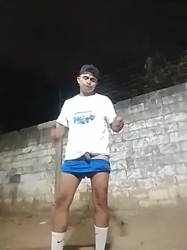 HOTRAINYGOLDEN Webcam show