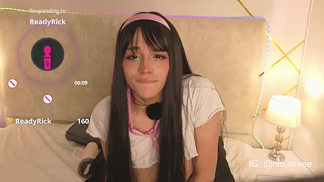 XXX chat uživo modela Nioki_