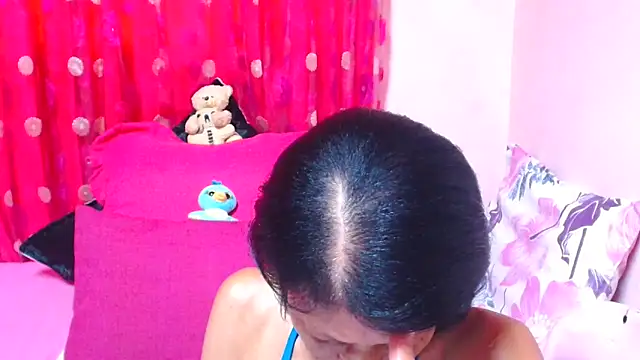 Chatroom XXX en direct de SLUTTYROXY