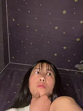 LyLyX09 Live XXX Chat