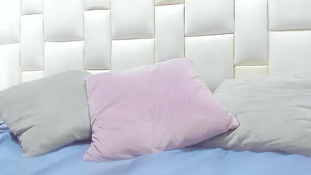 Chat +18 de camila__herrera ao vivo