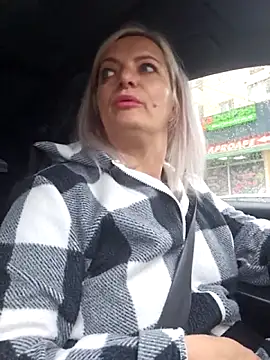 XXX chat uživo modela LadyTouch