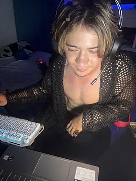 AngelLatinBoy Adlı Modelin Canlı XXX Sohbeti