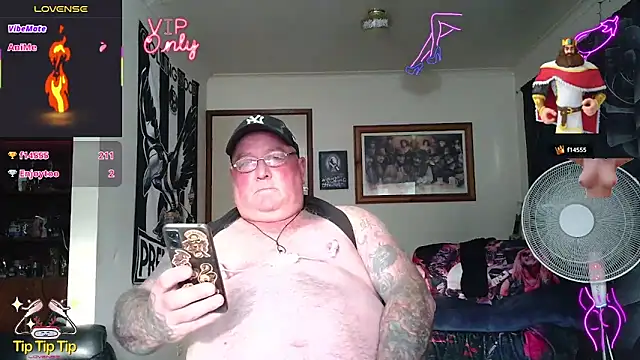 Вебкам-шоу KINKYBLUEYES69