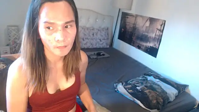 NinaDOM4CUM: απευθείας συνομιλία ΧΧΧ