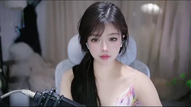 Cecily 即時 XXX 聊天