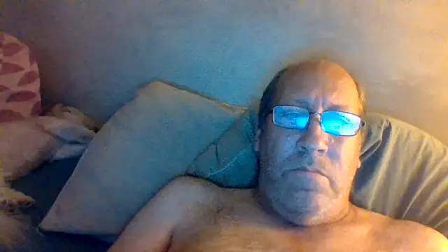 hornyrich69's Live XXX Chat