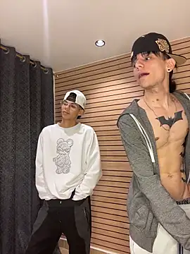 TheBatMansion webcam show