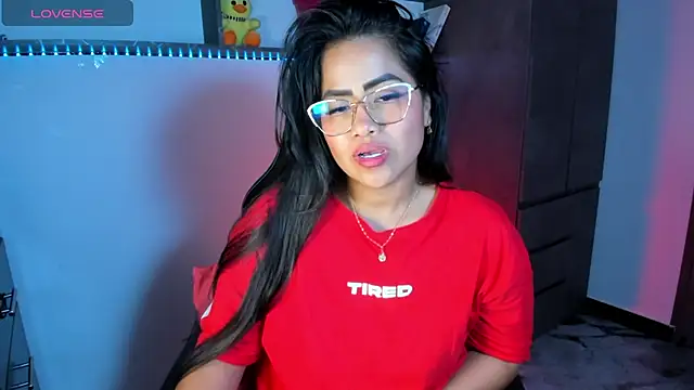 แชท XXX สดของ vickylatina_