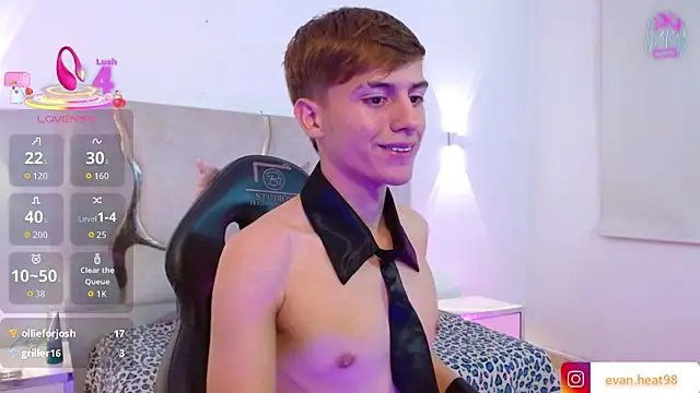 EVAN_TAY Adlı Modelin Canlı XXX Sohbeti