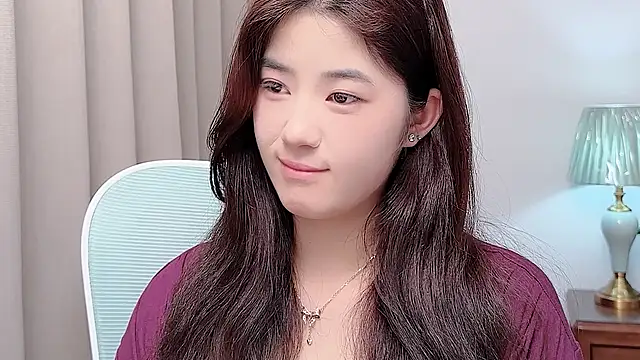 Nicole20266 现场XXX聊天