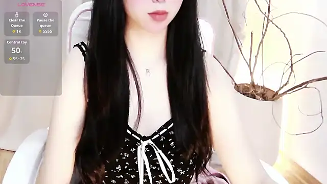 Sweet-Shuna Chat XXX in diretta