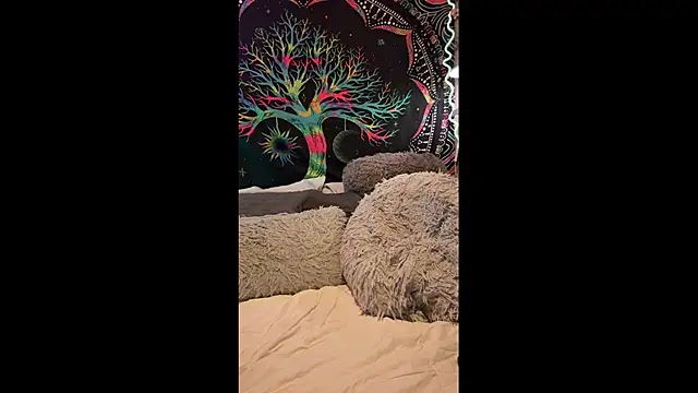 Jackjack716 Adlı Modelin Canlı XXX Sohbeti