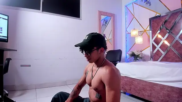 AkazaBoy_ Live XXX-Chat